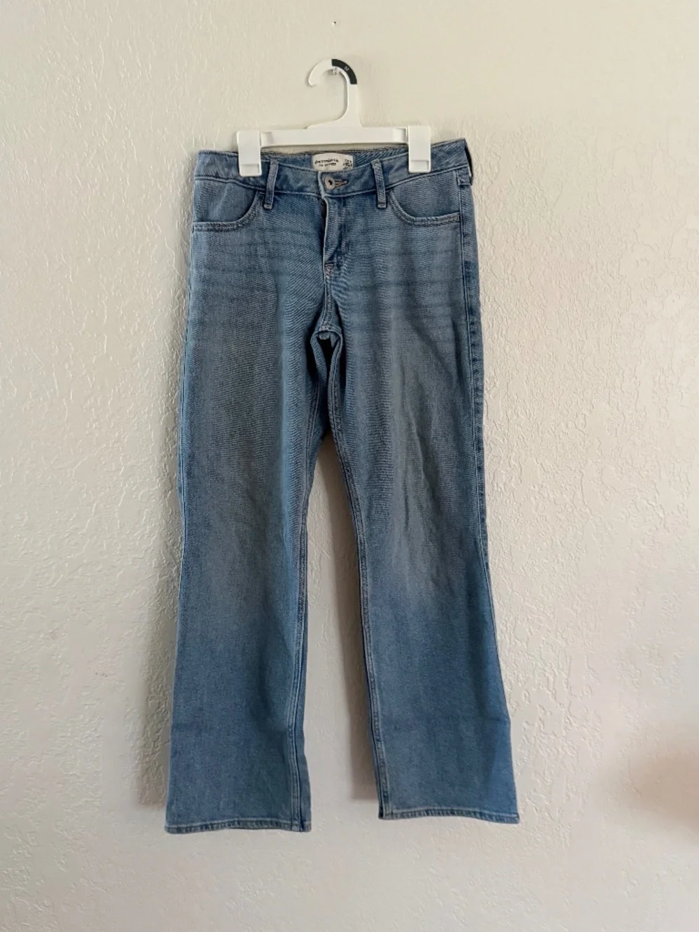 Abercrombie Kids Girls Jeans 13/14 Regular Low Rise Baggy Light Wash Denim